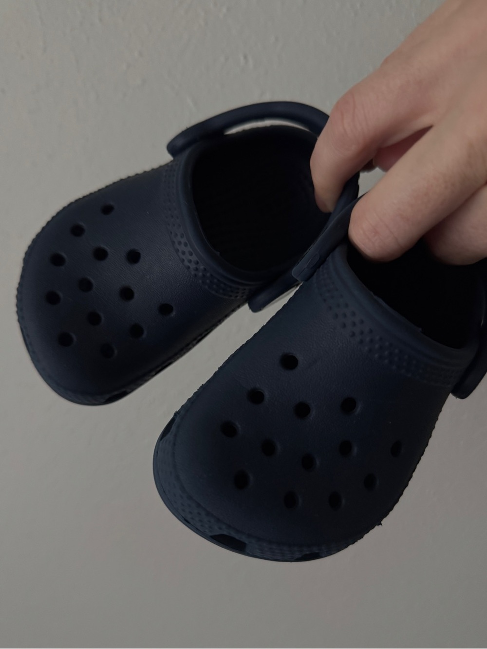 toddler crocs